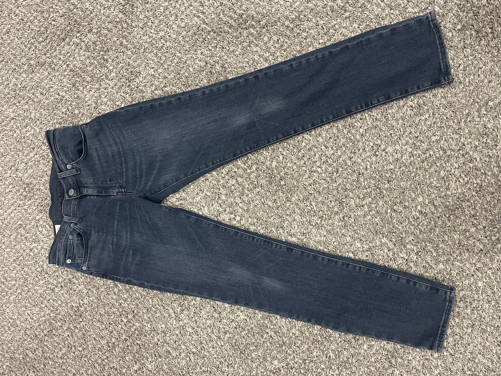 Levi’s Premium Straight Leg Jeans - Dark Wash